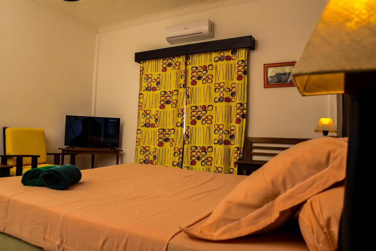 Hotel Victoria Antsiranana Extérieur photo